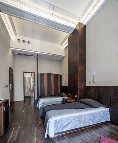 Imagen de la habitación del Hotel The Monopol. Foto 14