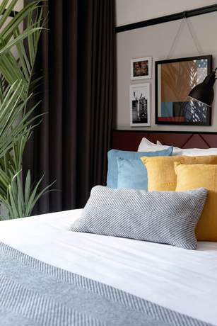 Imagen de la habitación del Hotel The Mont. Foto 13