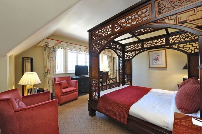 Imagen del bar/restaurante del Hotel The Montagu Arms. Foto 5