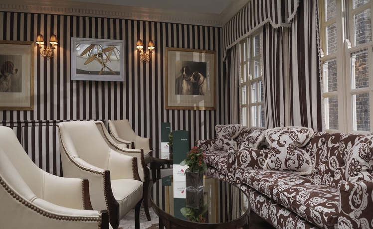 Imagen de los interiores del Hotel The Montague On The Gardens. Foto 16