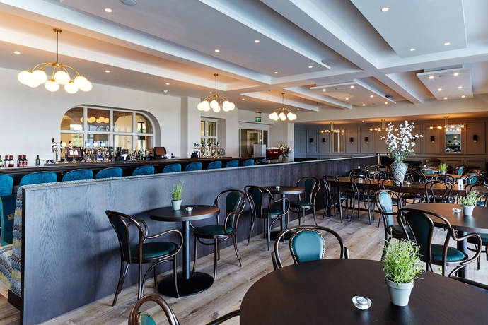 Imagen del bar/restaurante del Hotel The Montenotte. Foto 4