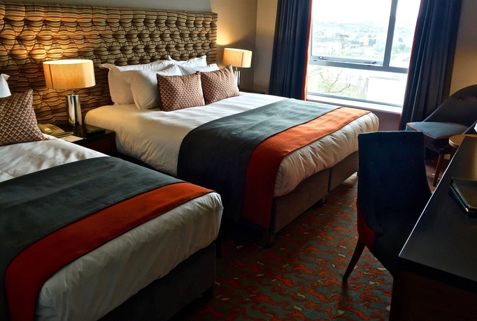 Imagen de la habitación del Hotel The Montenotte. Foto 11