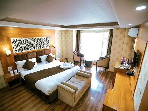 Imagen de la habitación del Hotel The Montreal Near by Dal Lake. Foto 17