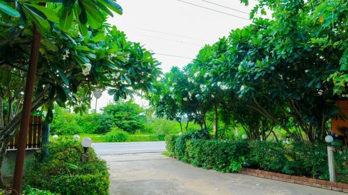 Imagen general del Hotel The Moon Resort Phetchaburi. Foto 18