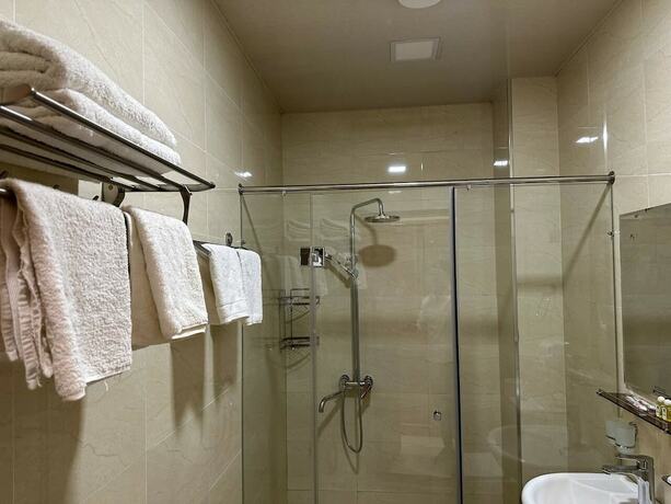 Imagen general del Hotel The Moon, Taskent. Foto 4