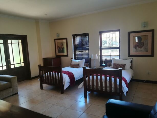 Imagen general del Hotel The Moon and Sixpence Garden Guest House. Foto 2