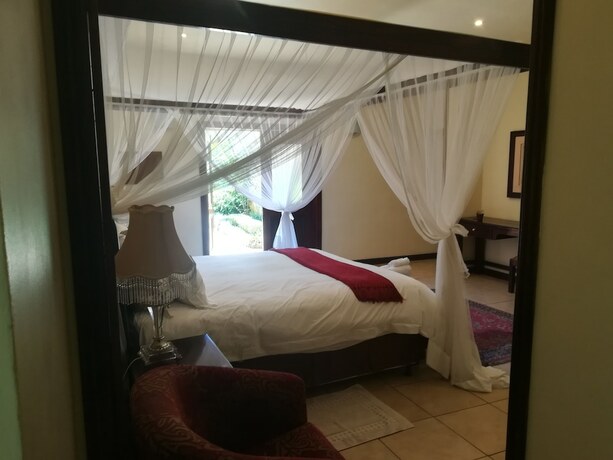 Imagen general del Hotel The Moon and Sixpence Garden Guest House. Foto 4