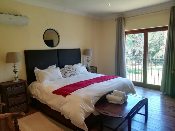 Imagen general del Hotel The Moon and Sixpence Garden Guest House. Foto 9