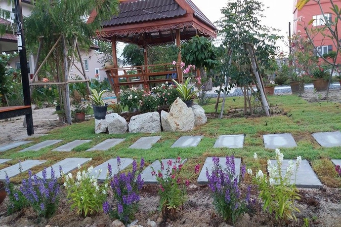 Imagen de los exteriores del Hotel The Moonlight Resort. Foto 11