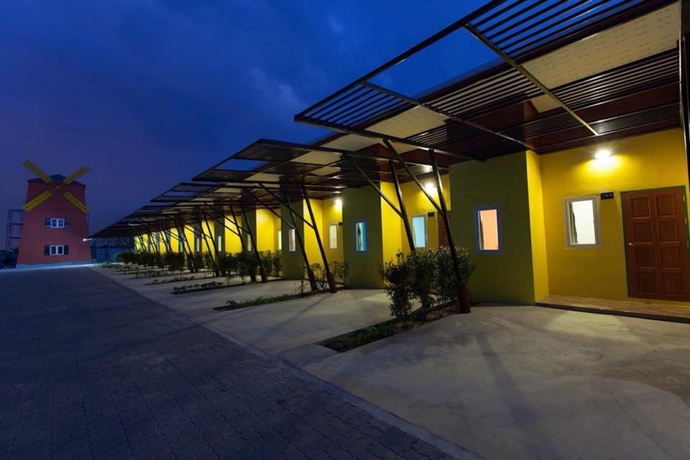 Imagen de los exteriores del Hotel The Moonlight Resort. Foto 14