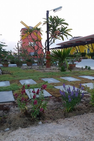 Imagen de los exteriores del Hotel The Moonlight Resort. Foto 15