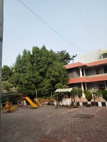 Imagen de los interiores del Hotel The Moonlight Resort Indore. Foto 16