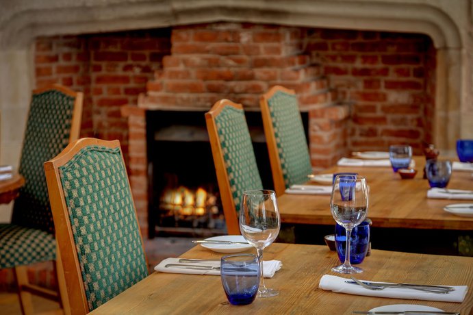 Imagen del bar/restaurante del Hotel The Moonraker. Foto 3