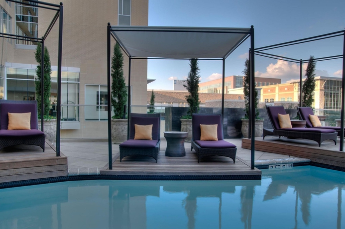 Imagen de la piscina del Hotel The Moran Citycentre. Foto 13