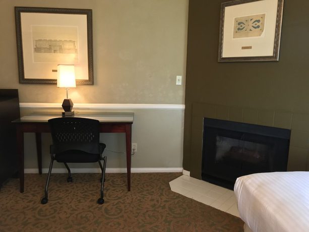 Imagen de la habitación del Hotel The Morgan San Simeon. Foto 13