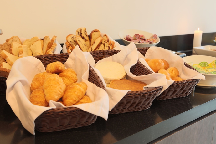 Imagen del bar/restaurante del Hotel The Morgana Poblado Suites. Foto 3