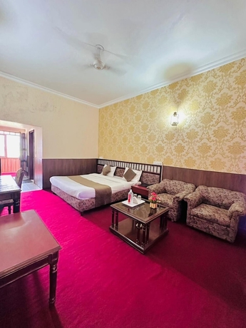Imagen de los interiores del Hotel The Morni Resort. Foto 9