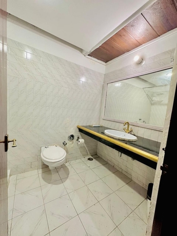 Imagen de los interiores del Hotel The Morni Resort. Foto 16
