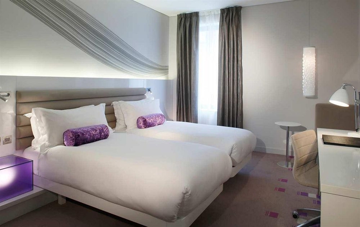 Imagen de la habitación del Hotel The Morrison Dublin, Curio Collection By Hilton. Foto 8