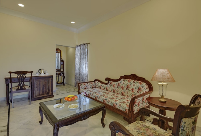 Imagen de los interiores del Hotel The Mount Bunglow - Mount Abu. Foto 15