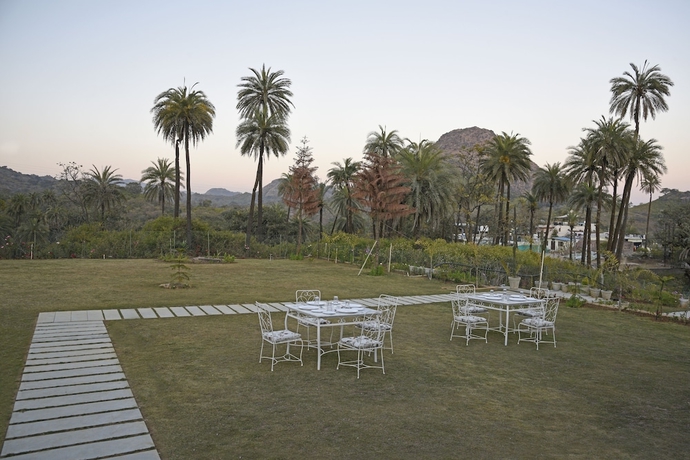Imagen de los exteriores del Hotel The Mount Bunglow - Mount Abu. Foto 12