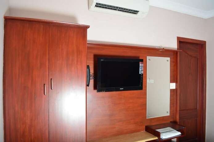 Imagen general del Hotel The Mount Regency. Foto 18