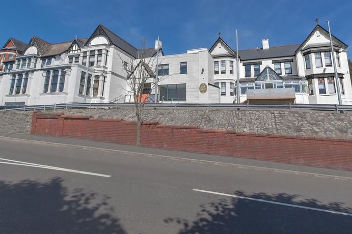 Imagen de los interiores del Hotel The Mount Rooms. Foto 18