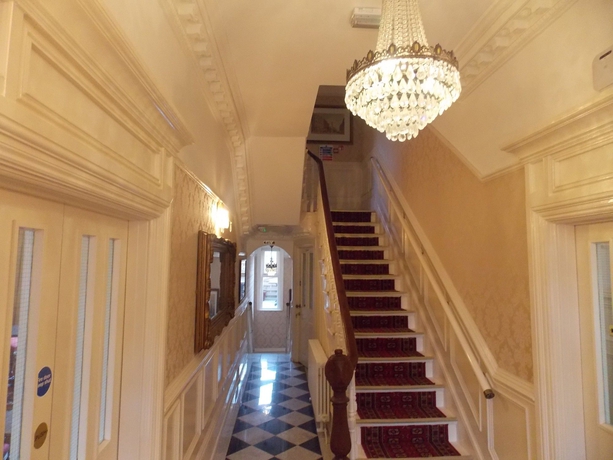 Imagen de los interiores del Hotel The Mountford - Free Parking. Foto 15