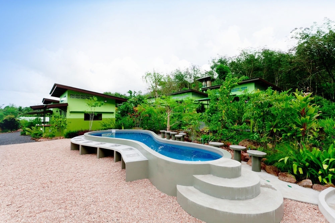 Imagen de la piscina del Hotel The Mouth Resort. Foto 15