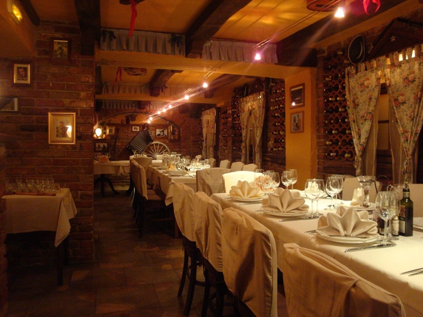 Imagen del bar/restaurante del Hotel The Movie. Foto 5