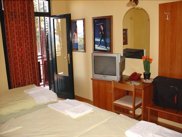 Imagen de la habitación del Hotel The Movie Resort Aparthotel. Foto 3