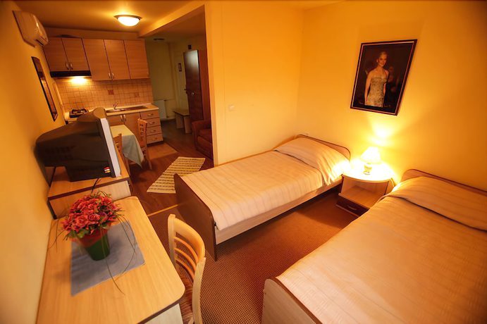 Imagen de la habitación del Hotel The Movie Resort Aparthotel. Foto 7