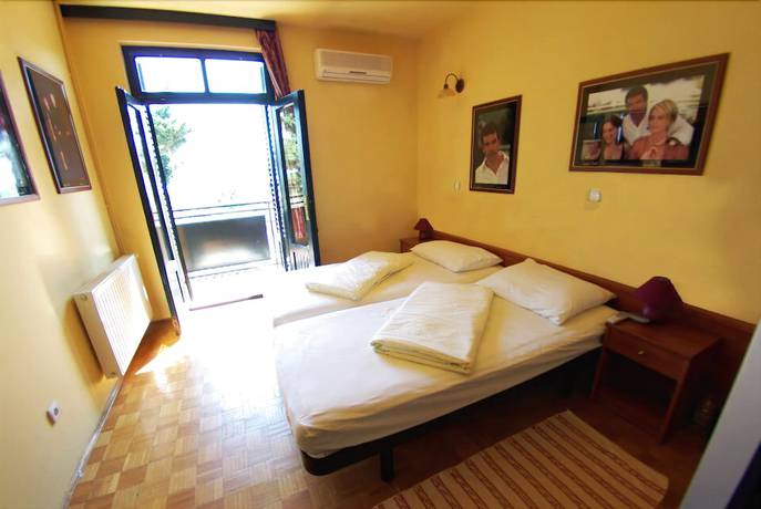Imagen de la habitación del Hotel The Movie Resort Aparthotel. Foto 10