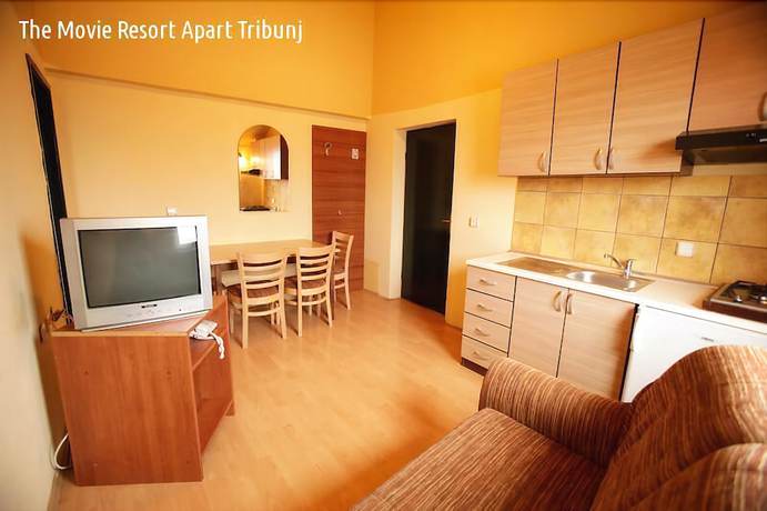 Imagen de la habitación del Hotel The Movie Resort Aparthotel. Foto 11