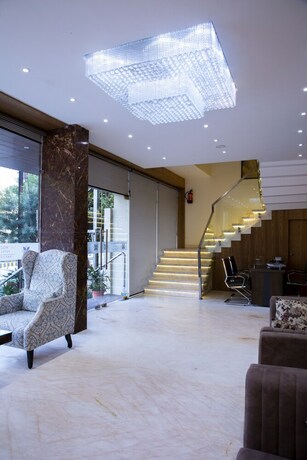 Imagen de los interiores del Hotel The Moziac Gwalior. Foto 21