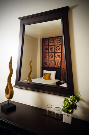 Imagen de la habitación del Hotel The Mulberry Bangkok Khaosan Road. Foto 7