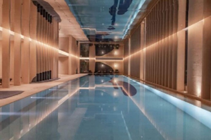 Imagen de la piscina del Hotel The Mumian At Beijing Daxing International Airport. Foto 19