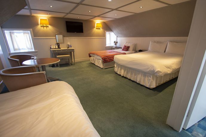 Imagen de la habitación del Hotel The Murray Arms. Foto 17