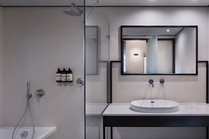 Imagen de la habitación del Hotel The Muse Boutique Tel Aviv. Foto 18