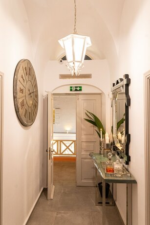 Imagen general del Hotel The Museum Project Oia. Foto 8