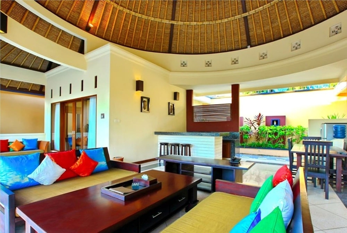 Imagen de la habitación del Hotel The Mutiara Jimbaran Boutique Villas. Foto 11