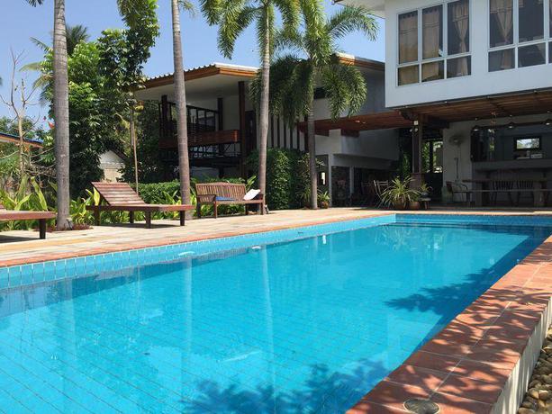 Imagen de la piscina del Hotel The Myhome Resort. Foto 8