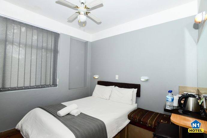 Imagen de la habitación del Hotel The N1 and Campsite Victoria Falls. Foto 3