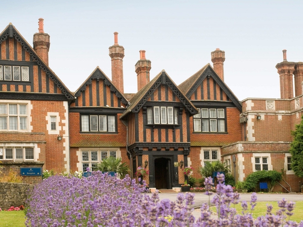 Imagen de los exteriores del Hotel The NICI New Forest. Foto 12