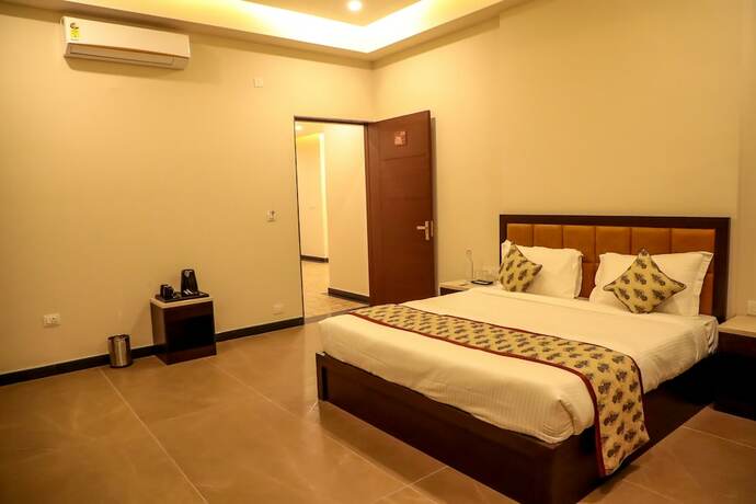 Imagen de la habitación del Hotel The Nangal Resort. Foto 8