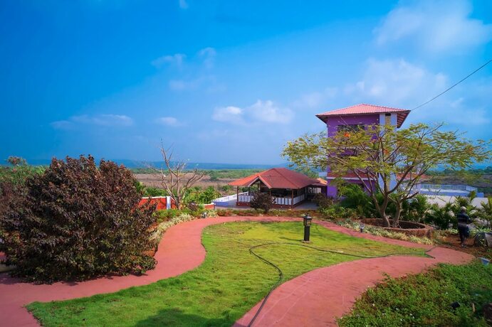 Imagen general del Hotel The Nanny Grand Resort. Foto 6