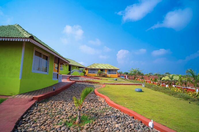 Imagen de la habitación del Hotel The Nanny Grand Resort. Foto 19