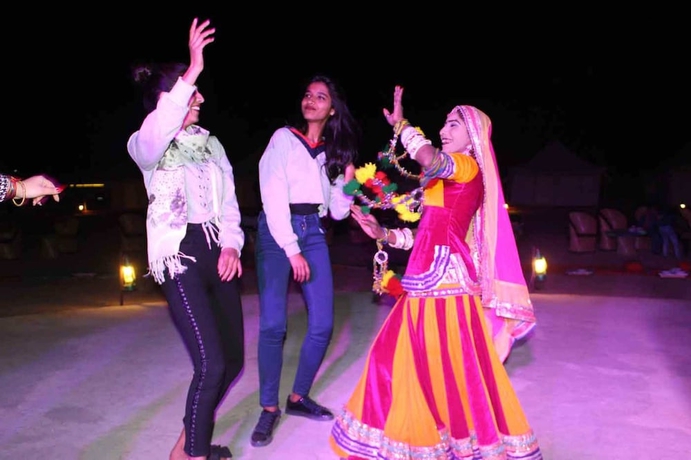 Imagen de los interiores del Hotel The Narayan Resort. Foto 15