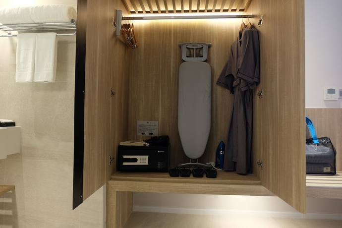 Imagen de la habitación del Hotel The Nature Phuket. Foto 15