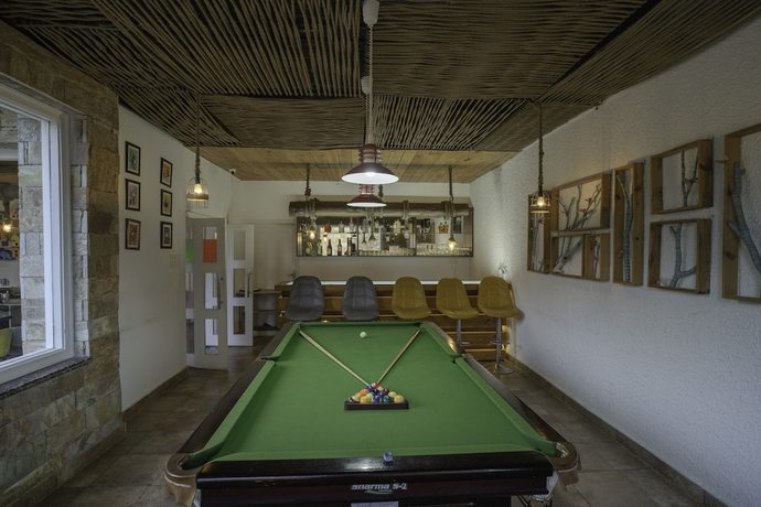 Imagen general del Hotel The Nature\'s Green Resort -Bhimtal. Foto 2
